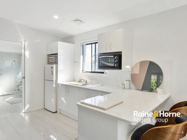 Apartment for rent in Lake Haven, New South Wales