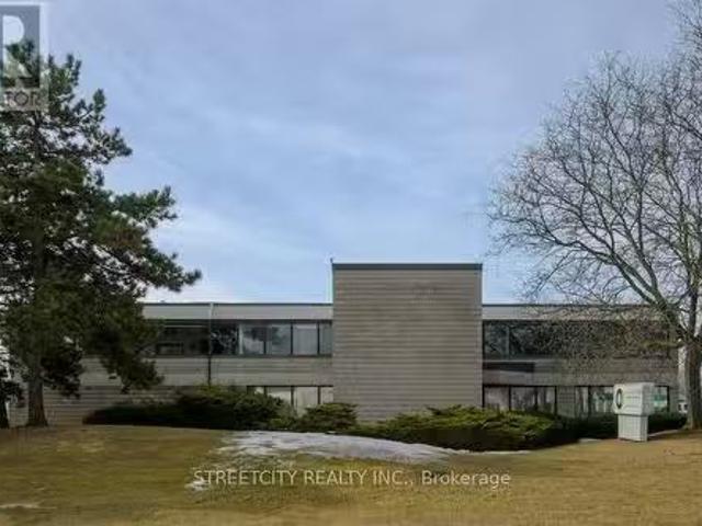 House for rent in Burlington, Ontario
