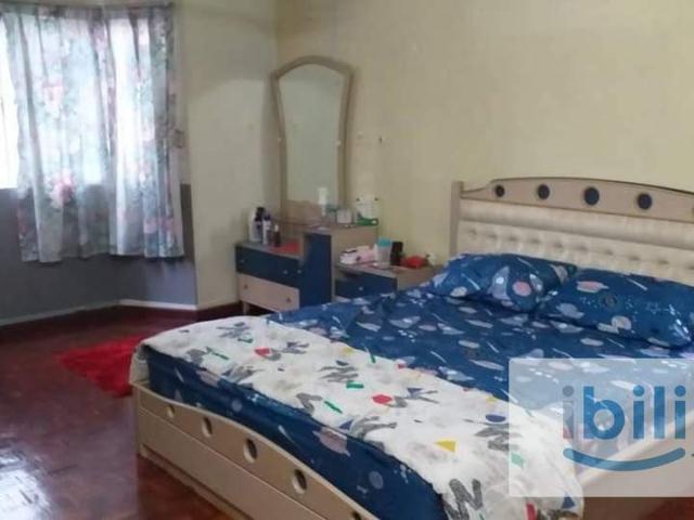 Room for rent in Country Heights Damansara, Kuala Lumpur
