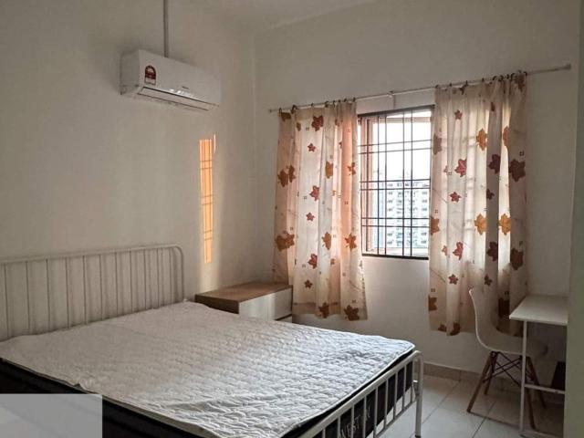 Room for rent in Petaling, Damansara Damai