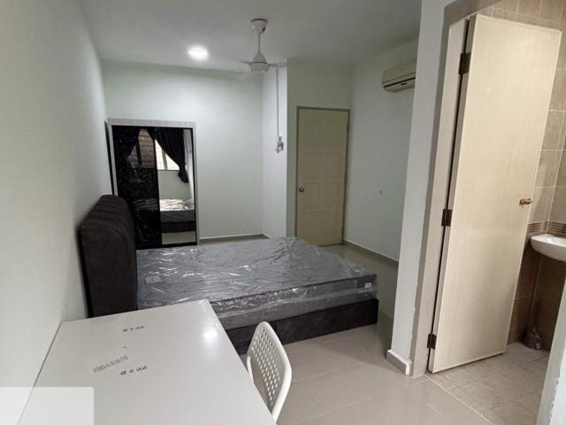 Room for rent in Petaling, Damansara Damai
