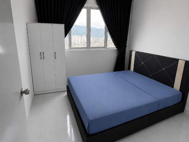 Room for rent in Mukim 13, Georgetown