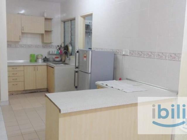 Room for rent in Petaling, Damansara Damai