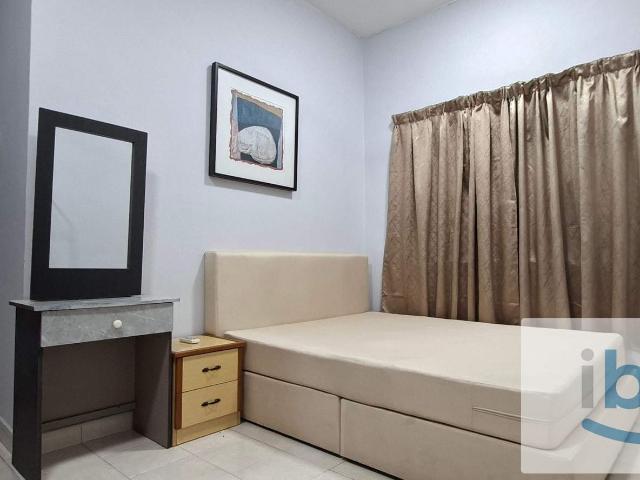 Room for rent in Petaling, Damansara Damai