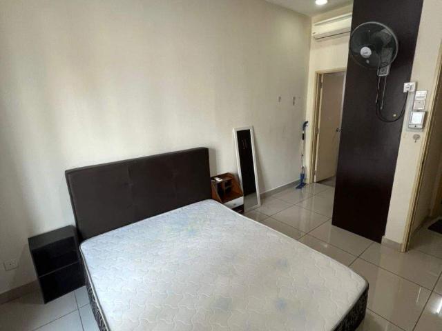 Room for rent in Taman Perindustrian OUG, Kuala Lumpur