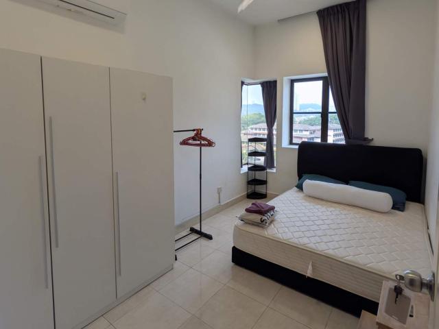 Room for rent in PJU 6, Petaling Jaya