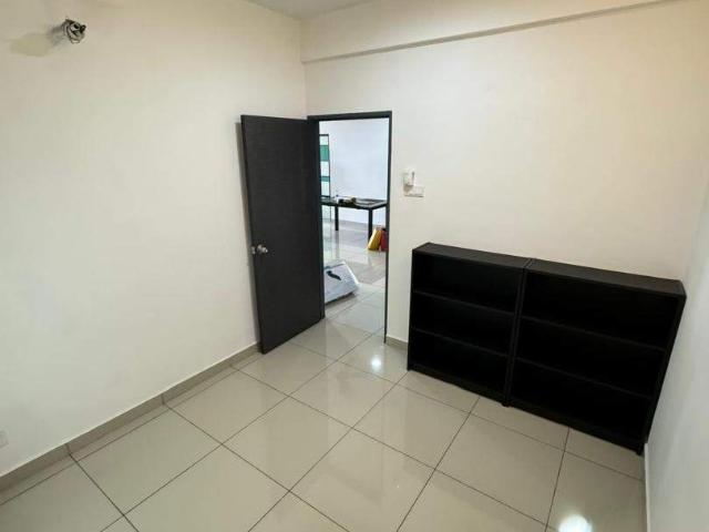 Room for rent in Wellesley, Penang