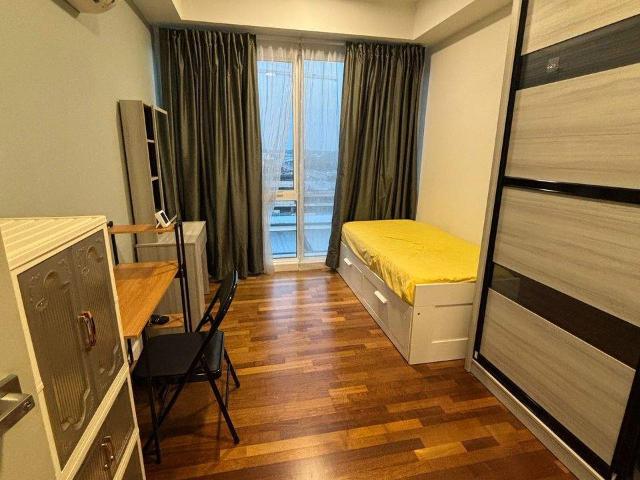 Room for rent in Petaling, Alam Impian