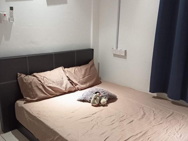 Room for rent in Long Miri