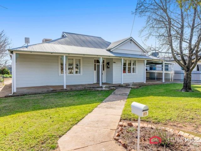 House for sale in Lockhart, New South Wales