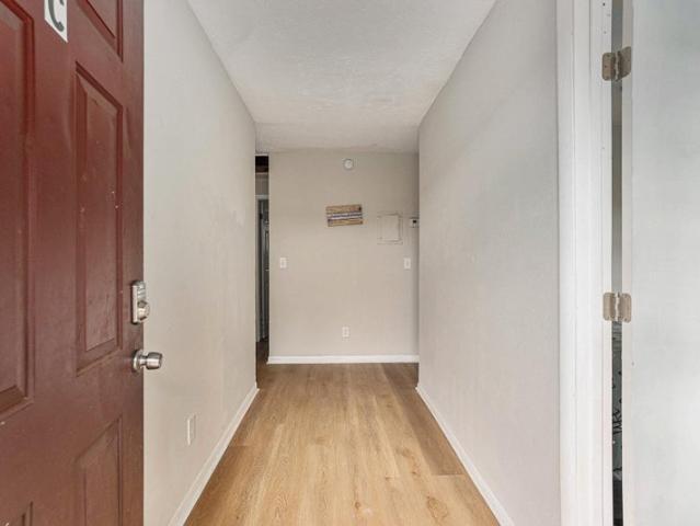 Room for rent in Lake Magdalene, Hillsborough County
