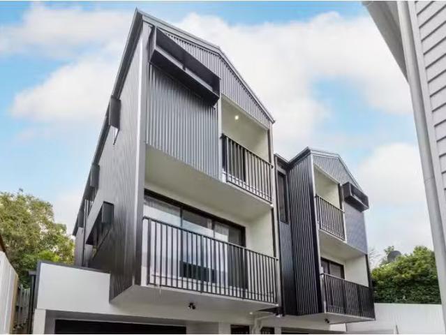 Condo for rent in Toombul, Queensland