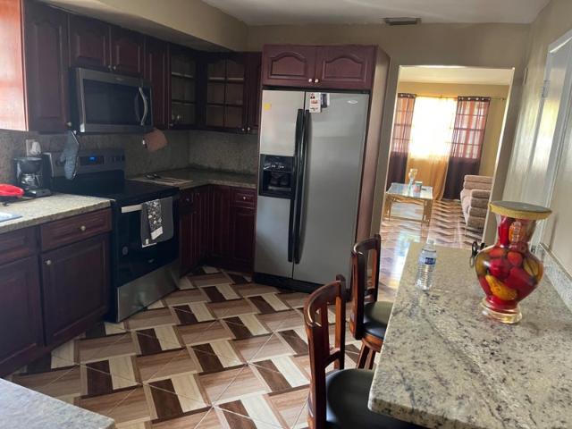 Room for rent in North Miami Beach, Florida