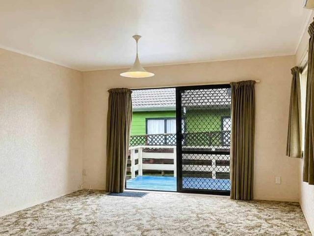 House for rent in Green Bay, Whau