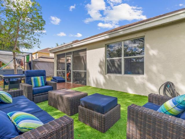 Room for rent in Florida