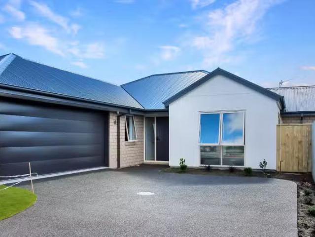 House for rent in Paremoremo