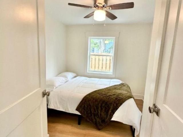 Room for rent in Victory Heights, Savannah