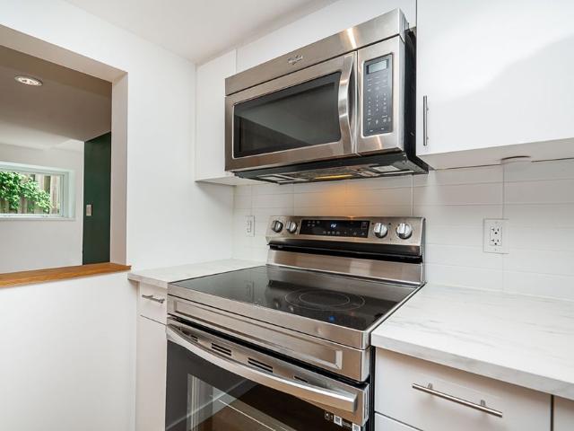 Apartment for rent in Vancouver, British Columbia