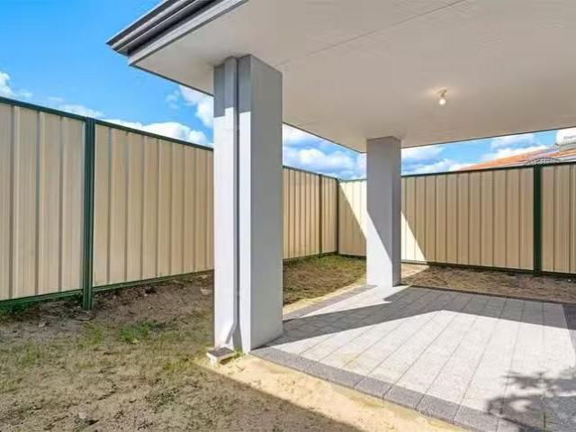 House for rent in Queens Park, Western Australia