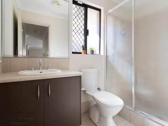 House for rent in Wilson, Western Australia