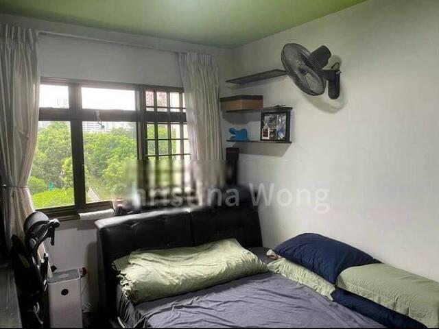 Room for rent in Telok Blangah