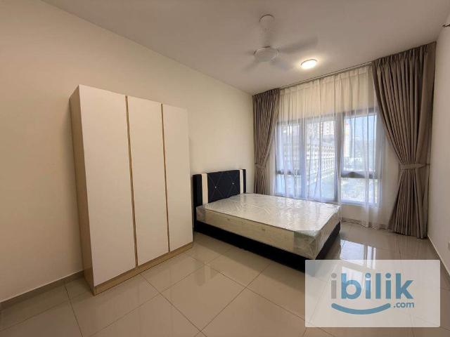 Room for rent in PJU 8, Petaling Jaya