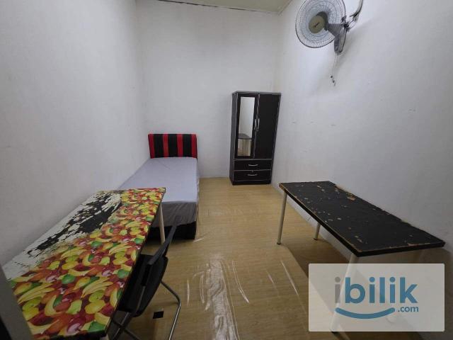 Room for rent in Petaling, Damansara Damai