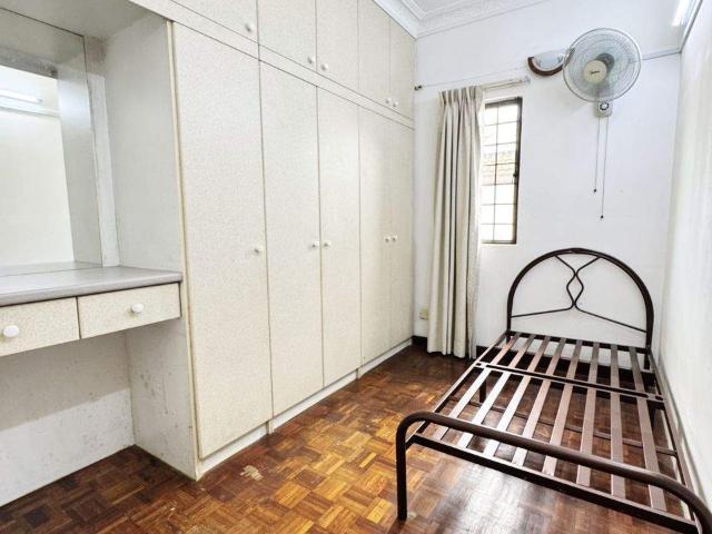 Room for rent in Petaling, Damansara Damai