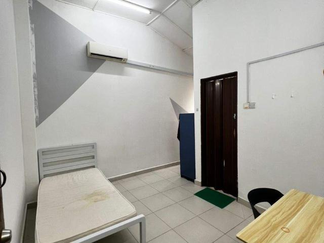 Room for rent in Petaling, Damansara Damai