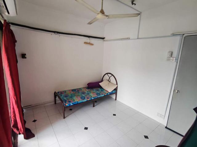 Room for rent in Taman Bangsar, Kuala Lumpur