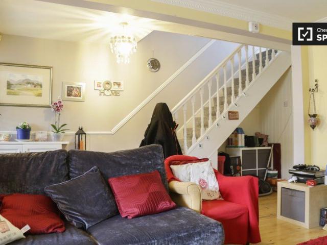 Room to rent in Dublin 11, Bluebell