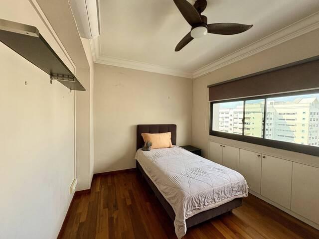 Room for rent