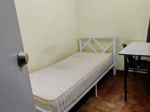 Room for rent in Petaling, Damansara Damai