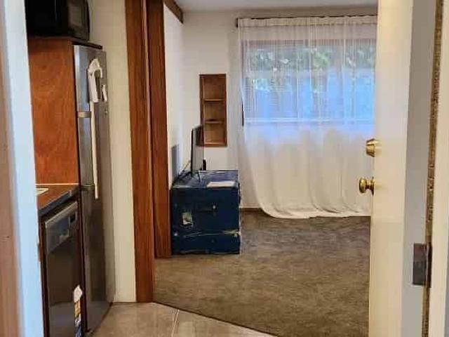 Apartment for rent in Chaslands, Canterbury