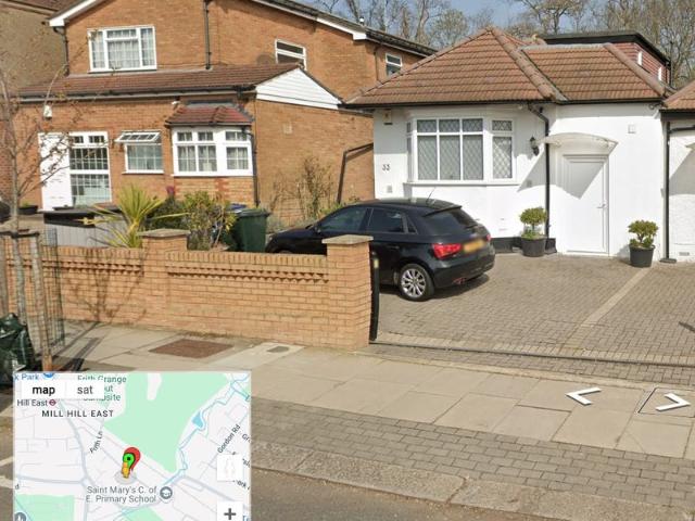 Studio for rent in West Finchley, Greater London