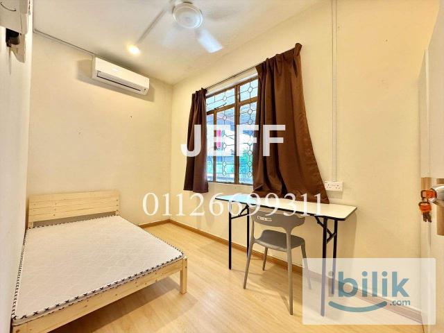 Room for rent in Bangsar, Kuala Lumpur