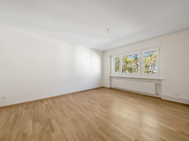 Apartment mieten in Einigen, Zürich