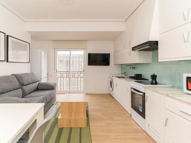 Apartamento en alquiler en Elche, Sector V