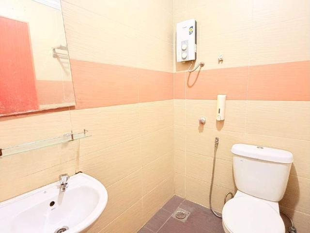 Room for rent in Country Heights Damansara, Kuala Lumpur