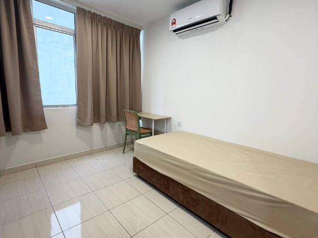Room for rent in Petaling, Subang Jaya