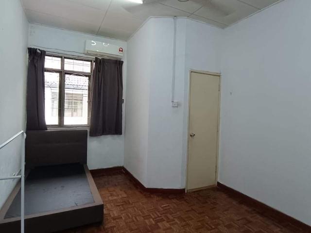 Room for rent in Petaling, Damansara Damai
