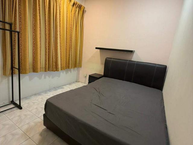 Room for rent in Country Heights Damansara, Kuala Lumpur
