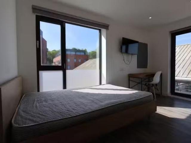 House for rent in St Philip's Marsh, Feckenham