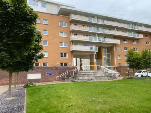 House for rent in Lower Wyke, West Yorkshire