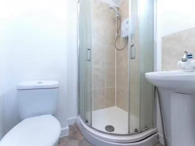 House for rent in Mount Pleasant, Iford