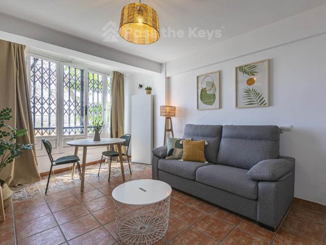 Estudio en alquiler en Nueva Andalucía, Costa del Sol Occidental