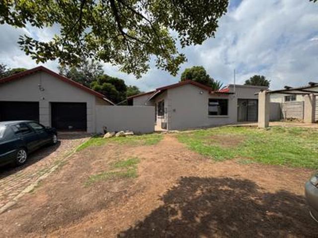 House for sale in Kempton Park, Birchleigh North