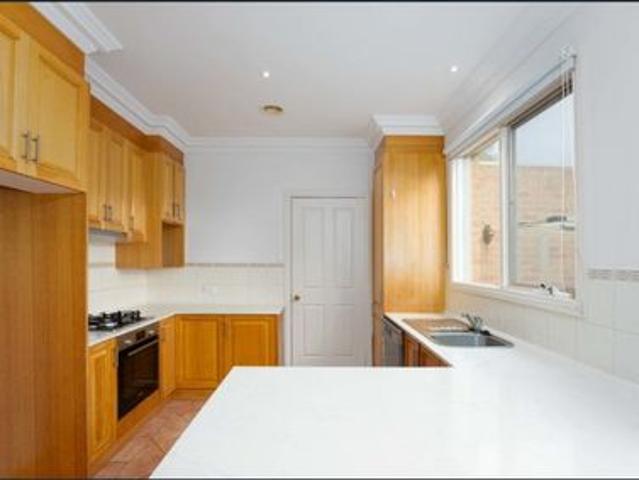 Apartment for rent in Mont Albert, Melbourne