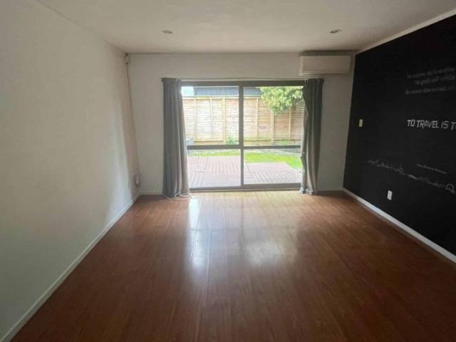 Apartment for rent in Oroua County
