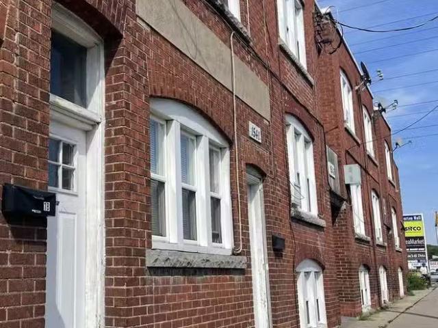 Condo for rent in Ancaster, Ontario